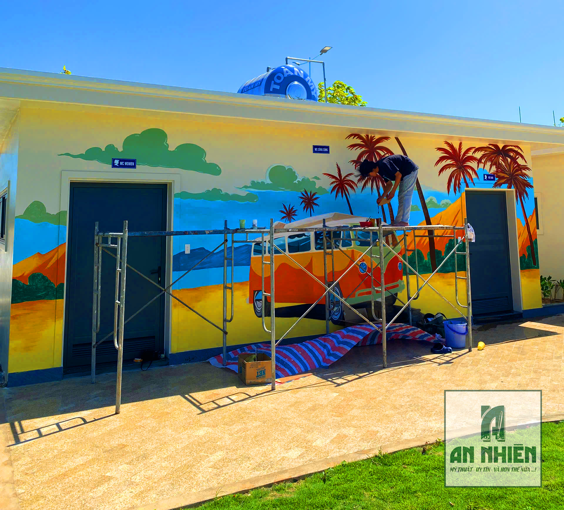 Vẽ tranh tường concept độc quyền cho quán cafe, karaoke, trường học tại Hồ Chí Minh